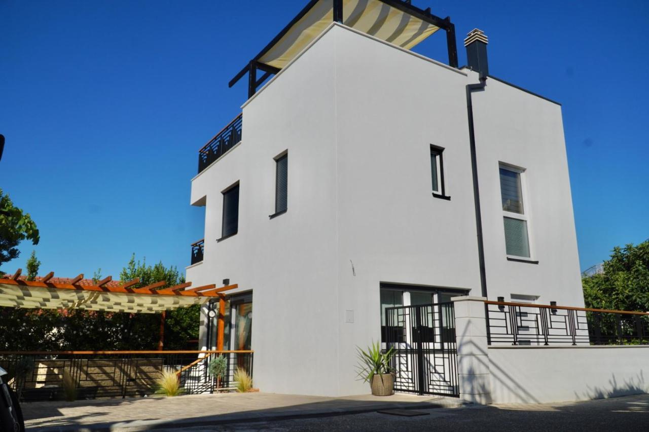 Villa Borna B20 トロギール エクステリア 写真